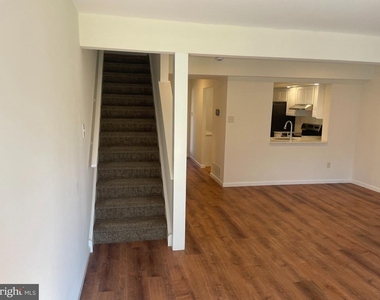 17 Log Pond Drive - Photo Thumbnail 25