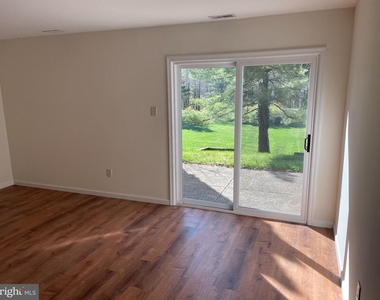 17 Log Pond Drive - Photo Thumbnail 22
