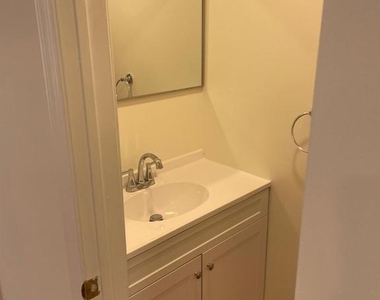 17 Log Pond Drive - Photo Thumbnail 32