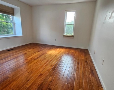 117 Hamlet Drive - Photo Thumbnail 10