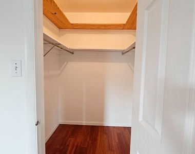 117 Hamlet Drive - Photo Thumbnail 13