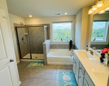 223 Seven Springs Lane - Photo Thumbnail 12