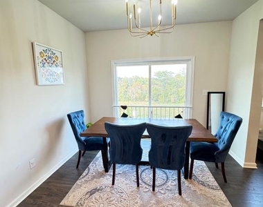 223 Seven Springs Lane - Photo Thumbnail 8