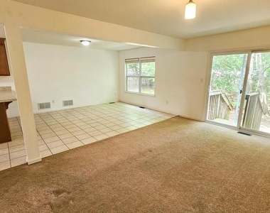 380 Radio Road - Photo Thumbnail 8