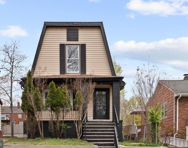 255 S 6th Avenue - Photo Thumbnail 1