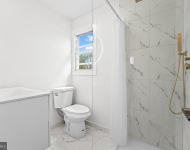 255 S 6th Avenue - Photo Thumbnail 9