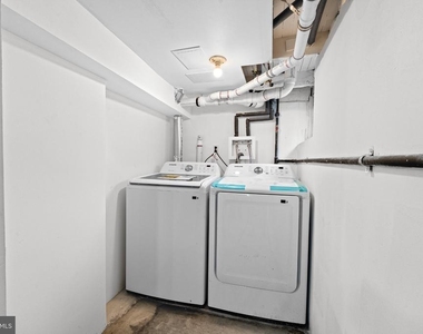 255 S 6th Avenue - Photo Thumbnail 20