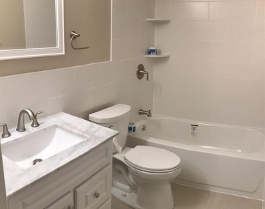 4811 Ravens Crest Drive - Photo Thumbnail 12