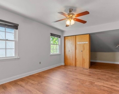 64 Hampton Gate Drive - Photo Thumbnail 11