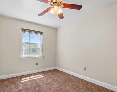 64 Hampton Gate Drive - Photo Thumbnail 10