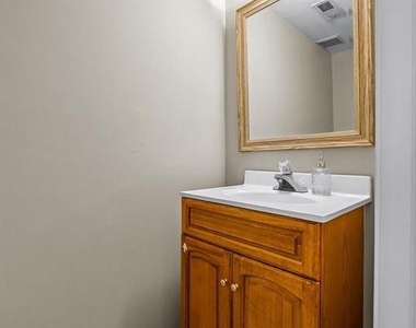 68 Franklin Drive - Photo Thumbnail 14