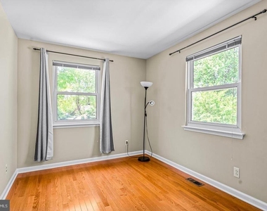 68 Franklin Drive - Photo Thumbnail 20