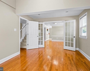 68 Franklin Drive - Photo Thumbnail 9