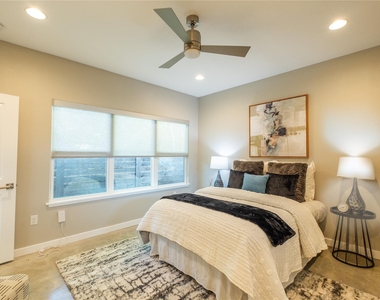 7601 Bethune Ave - Photo Thumbnail 10