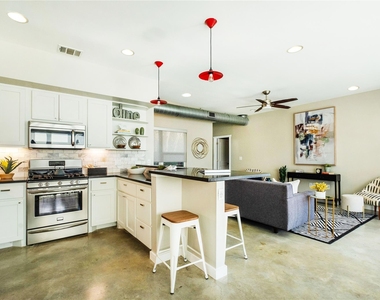 7601 Bethune Ave - Photo Thumbnail 3