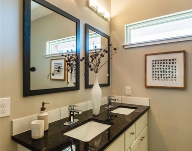 7601 Bethune Ave - Photo Thumbnail 12