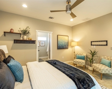 7601 Bethune Ave - Photo Thumbnail 11