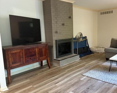 51 Christopher Mill Road - Photo Thumbnail 7