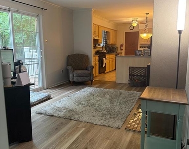 51 Christopher Mill Road - Photo Thumbnail 9