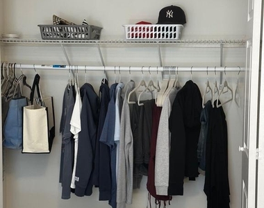 202 N Sacramento Avenue - Photo Thumbnail 61