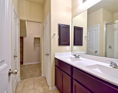 2880 Donnell Dr - Photo Thumbnail 10