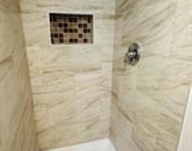 9 E Poplar Street - Photo Thumbnail 12