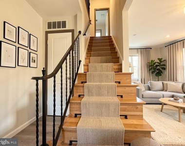 8401 Rhode Island Avenue - Photo Thumbnail 2