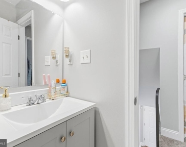 3861 26th Avenue - Photo Thumbnail 4