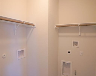 12110 Tolson Dr - Photo Thumbnail 13