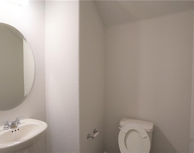 12110 Tolson Dr - Photo Thumbnail 14