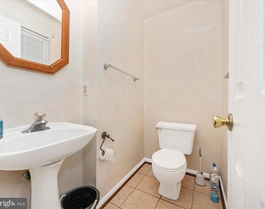 408 Willow Hill - Photo Thumbnail 38