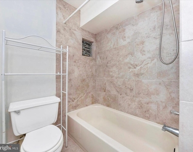 408 Willow Hill - Photo Thumbnail 20