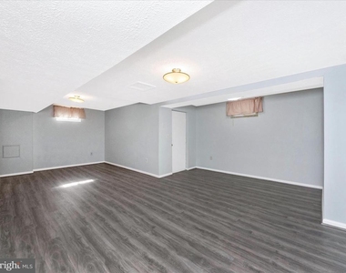 408 Willow Hill - Photo Thumbnail 18