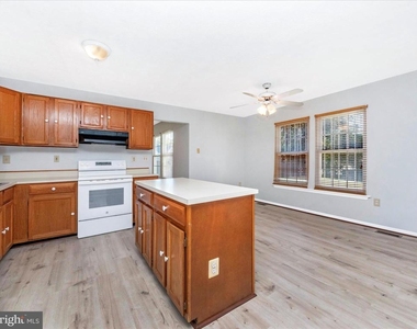408 Willow Hill - Photo Thumbnail 51