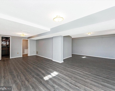 408 Willow Hill - Photo Thumbnail 17