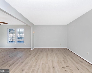 408 Willow Hill - Photo Thumbnail 53