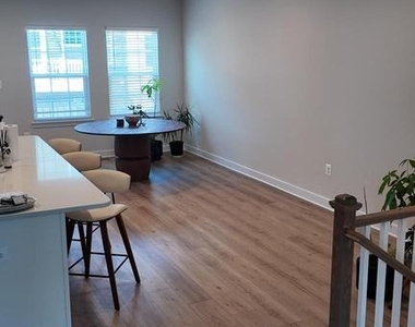5441 Cedar Grove Drive - Photo Thumbnail 14