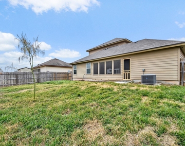 1030 Birdsong Ln - Photo Thumbnail 22