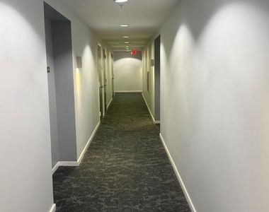 157 Fleet Street - Photo Thumbnail 3