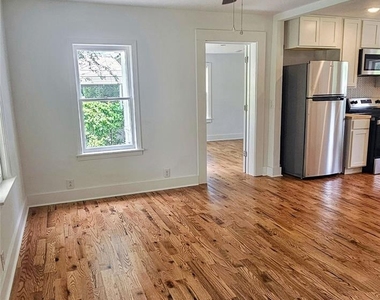 505 Colorado St - Photo Thumbnail 14