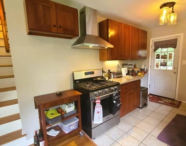 5301 Powhatan Street - Photo Thumbnail 8