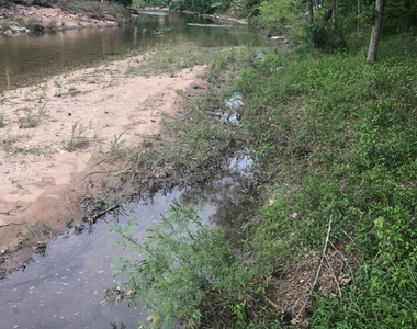 205 River Rd - Photo Thumbnail 4