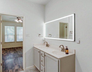 7320 Colina Vista Loop - Photo Thumbnail 16