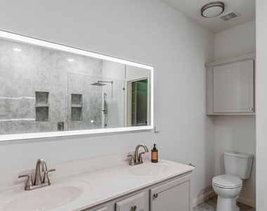 7320 Colina Vista Loop - Photo Thumbnail 14