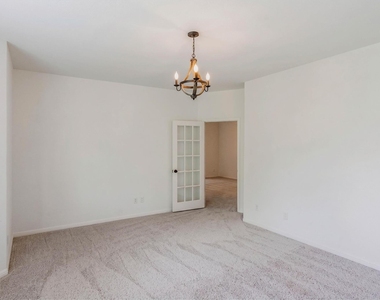 7320 Colina Vista Loop - Photo Thumbnail 28