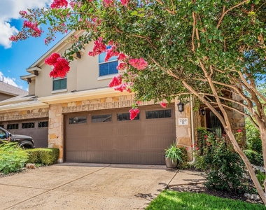 7320 Colina Vista Loop - Photo Thumbnail 2