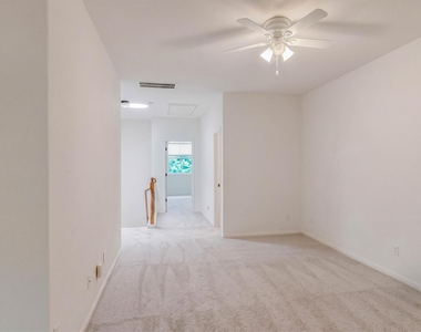7320 Colina Vista Loop - Photo Thumbnail 31