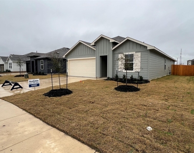 221 Wirecrested Dr - Photo Thumbnail 28
