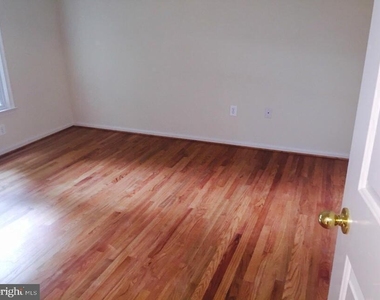 12015 Montrose Village Terrace - Photo Thumbnail 14