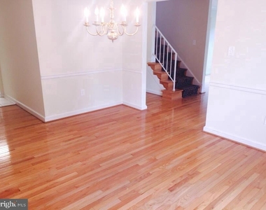 12015 Montrose Village Terrace - Photo Thumbnail 12